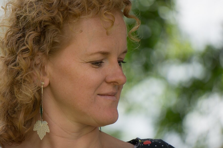 Wie du als sensitive Frau deinem Licht in der Dunkelheit begegnen kannst